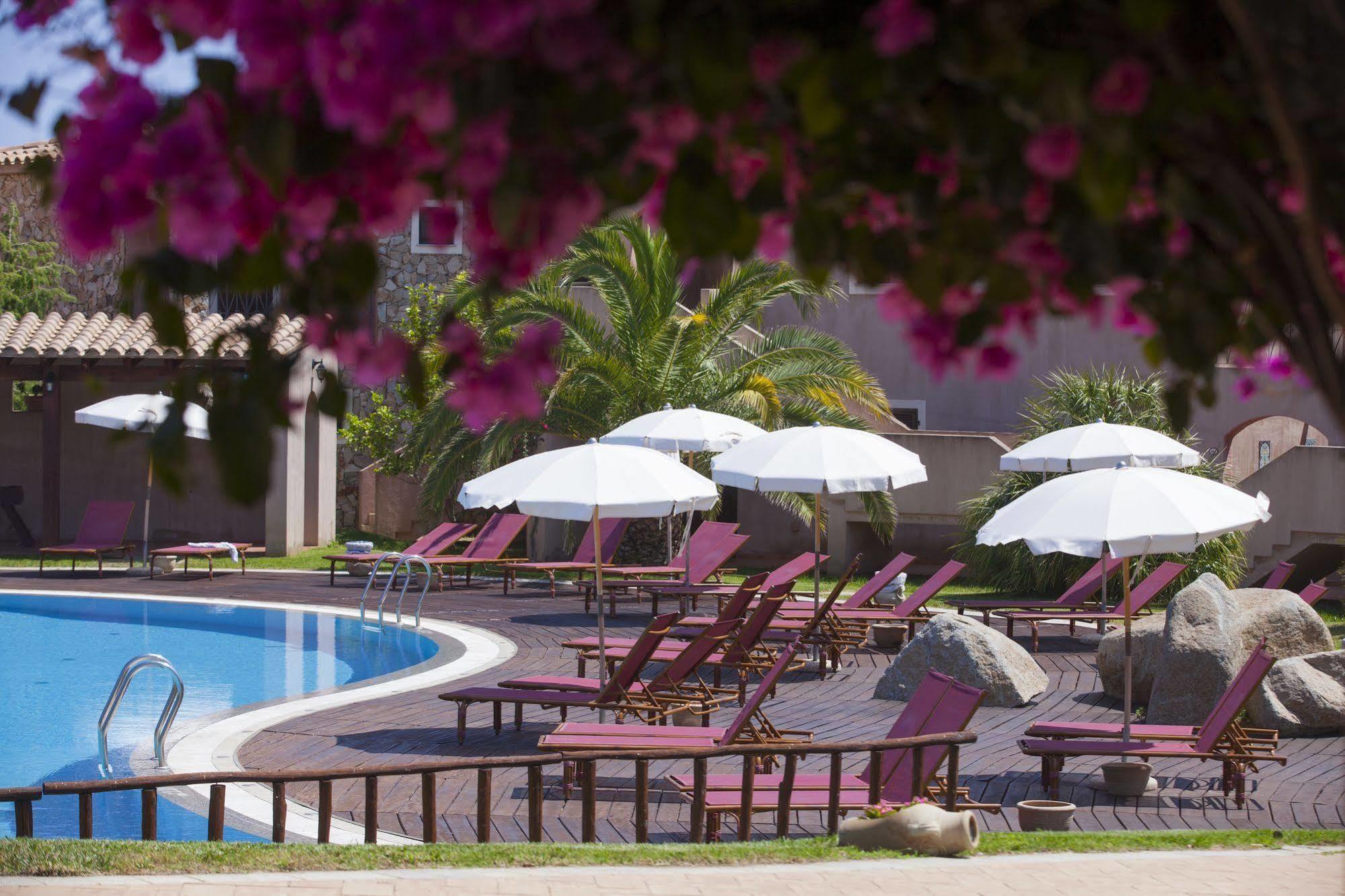S'Incantu Resort Villasimius Bagian luar foto